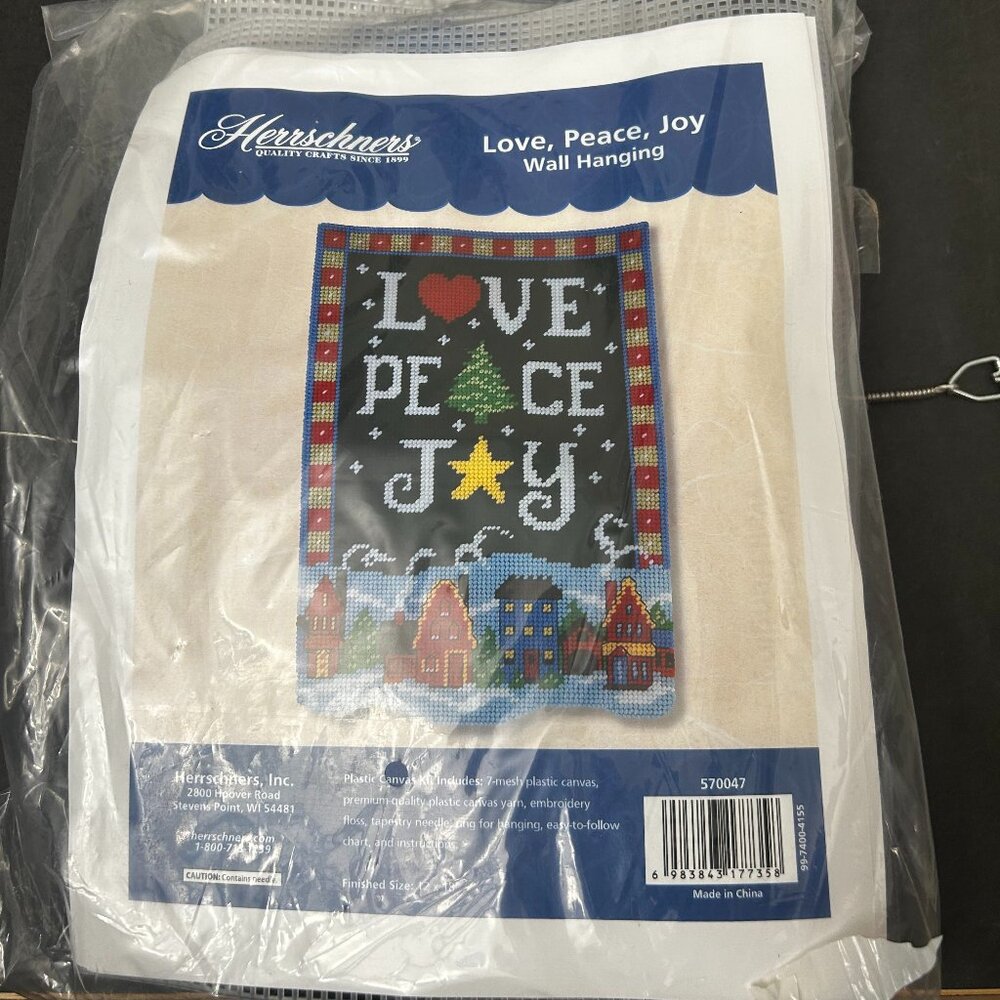 Herrschners | Wall Hanging | Love, Peace, Joy | 570047